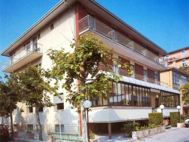 Hotel Gladiola Римини Экстерьер фото